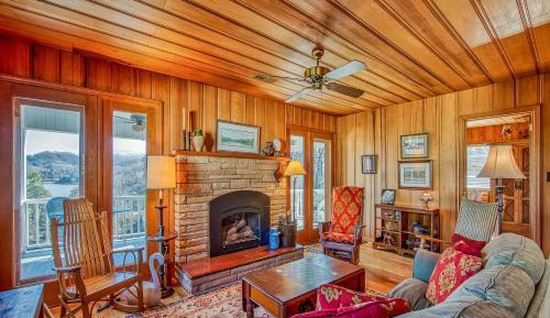 Four bedroom holiday home 