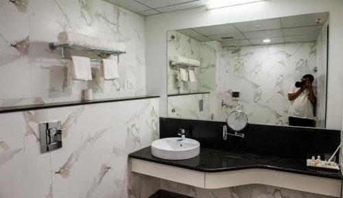 Executive Suite Room 