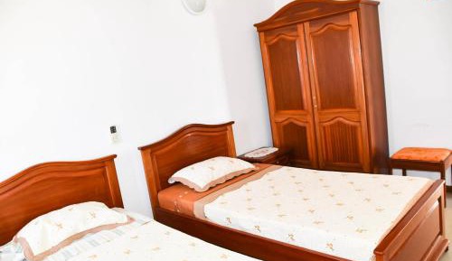 Twin Room with Bathroom