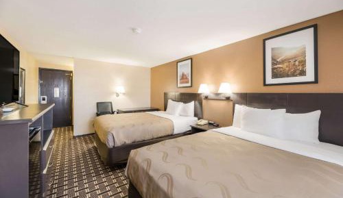 Queen Room with Two Queen Beds - Non-Smoking