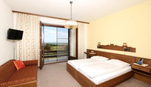 Double Room with Lake View