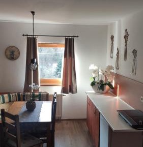 Two-Bedroom Apartment (5 Adults)