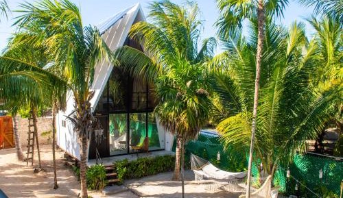 Bungalow with Garden View