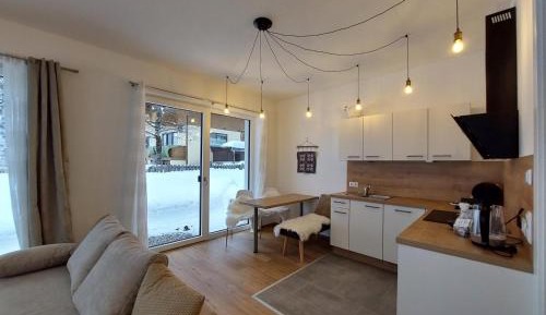 Apartment with Shower