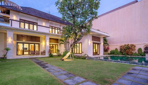Villa with Private Pool
