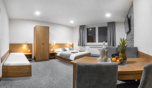 Deluxe Double Room with Extra Bed