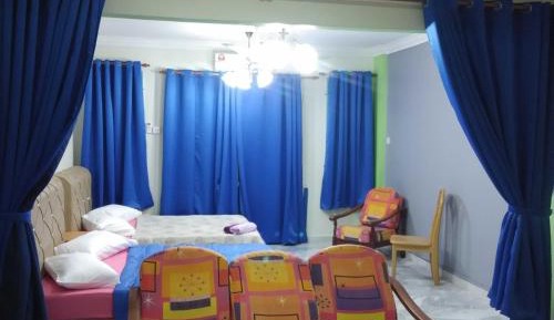 Deluxe Family Suite