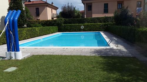 Apartment with Pool View 
