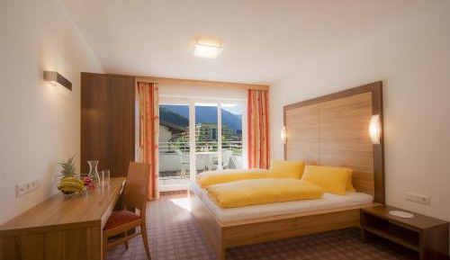 One-Bedroom Apartment TOP4