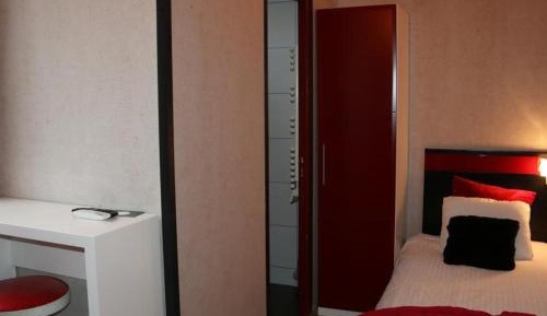 Single Room with Private Bathroom