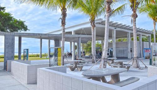 Four bedroom holiday home 