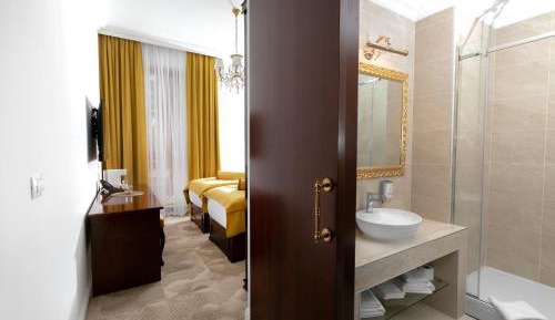Standard Double Room or Twin Room