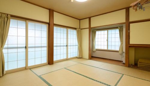 Triple Room with Shared Bathroom