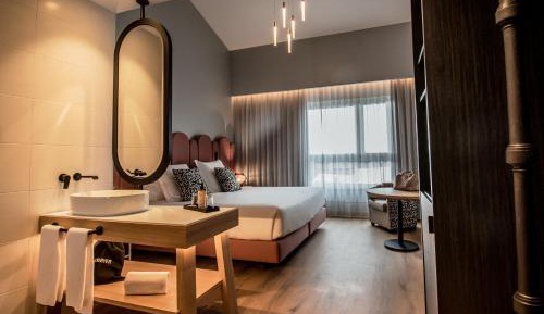 Executive Room