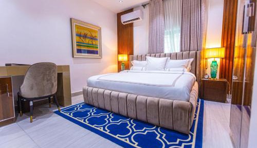 Superior King Room