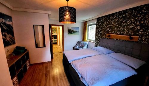 Quadruple Room with Private Bathroom