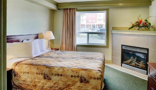 Queen Room