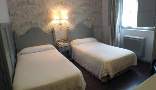 Large Single Room