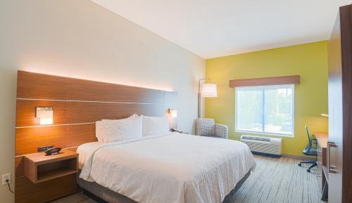 Standard King Room