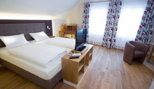 Single Room with Bathroom
