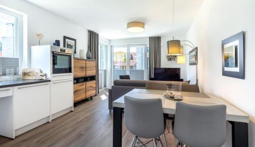 Apartment with Terrace