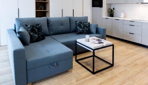 Deluxe Studio
