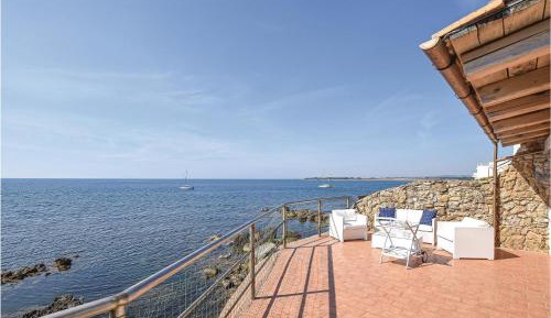 Four-Bedroom Holiday Home