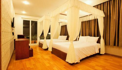 Deluxe Triple Room