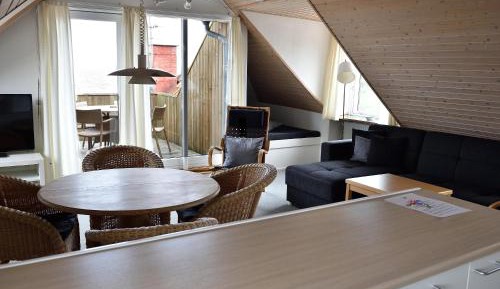 Two-Bedroom Apartment (6 Adults) (no dogs allowed)