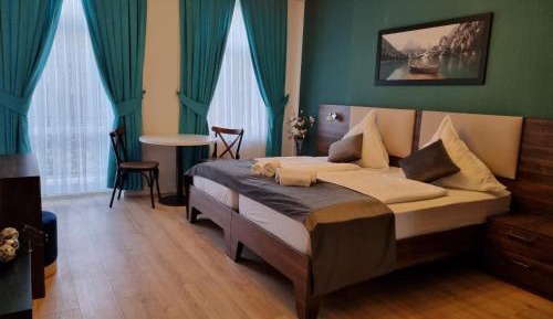 Deluxe Double Room with Balcony