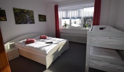 Quadruple Room with Private Bathroom