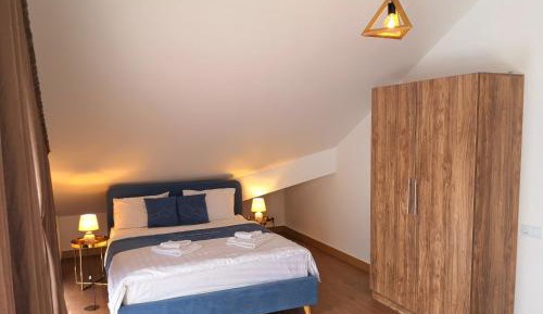 Apartment - Split Level