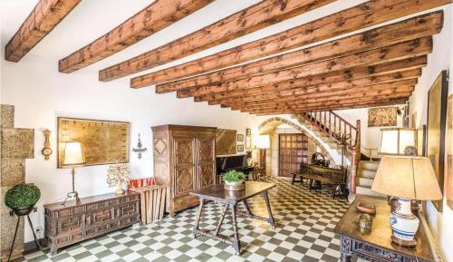 Six-Bedroom Holiday Home