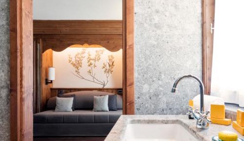 Suite with Spa Access