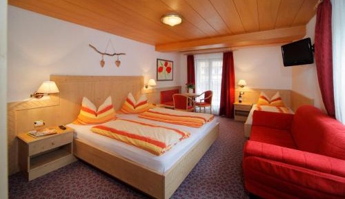 Triple Room with Balcony