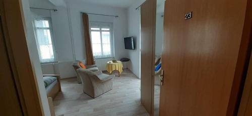 Basic Double Room