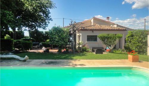 Four-Bedroom Holiday Home