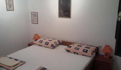 One-Bedroom Apartment with Terrace
