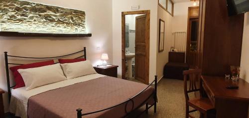 Double Room with Balcony (3 Adults)