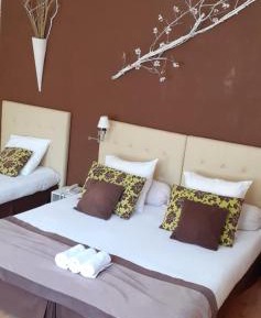 Triple Room with Pool View