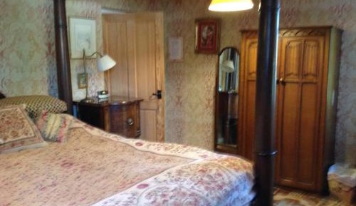 Small Double Room