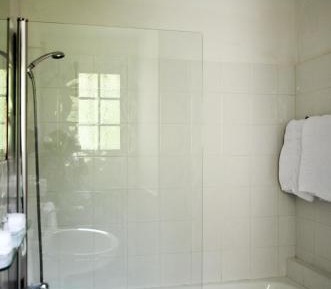 Studio (2 Adults)