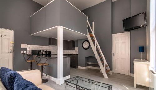 Studio Apartment