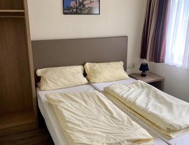 Budget Single Room