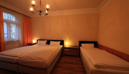 Apartment with 6 Beds