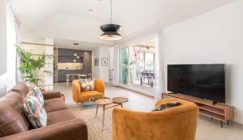 Penthouse Apartment