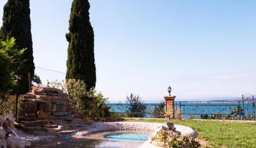 Studio with Spa Bath and Sea View