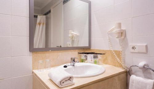 Standard Double Room Without Balcony