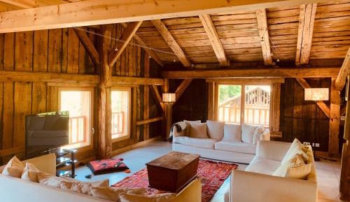 Superior Chalet