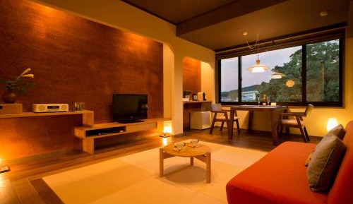 Twin Room with Tatami Area and Hot Spring Bath